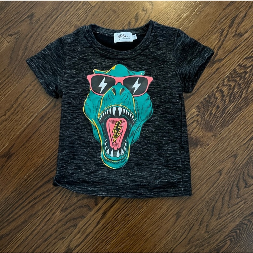 Lola + Boys Dino tshirt size 4